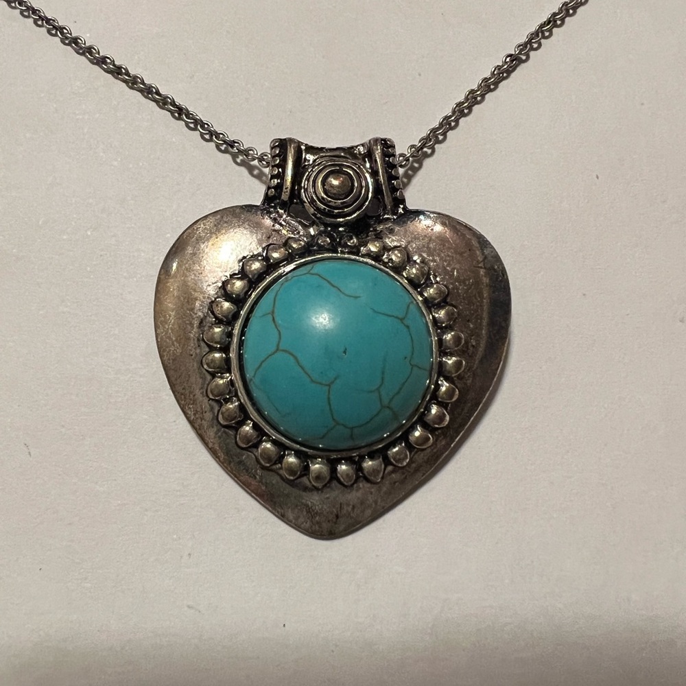 Turquoise silver tone heart necklace